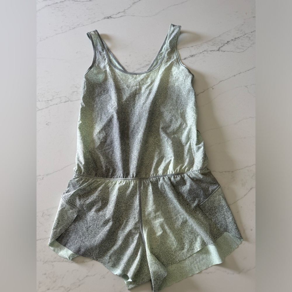 Lululemon romper